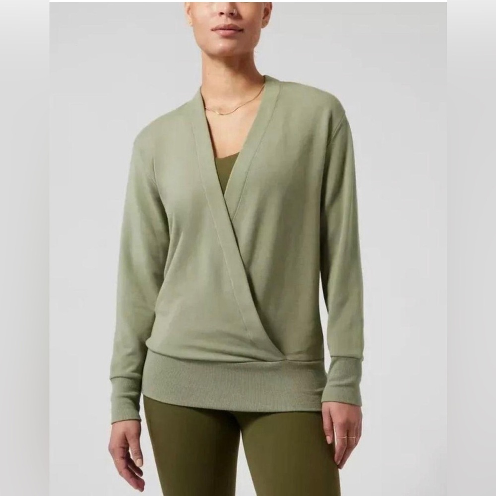 Athleta Purana V-Neck Wrap Beyond Soft Pullover Sweatshirt Eucalyptus Size M